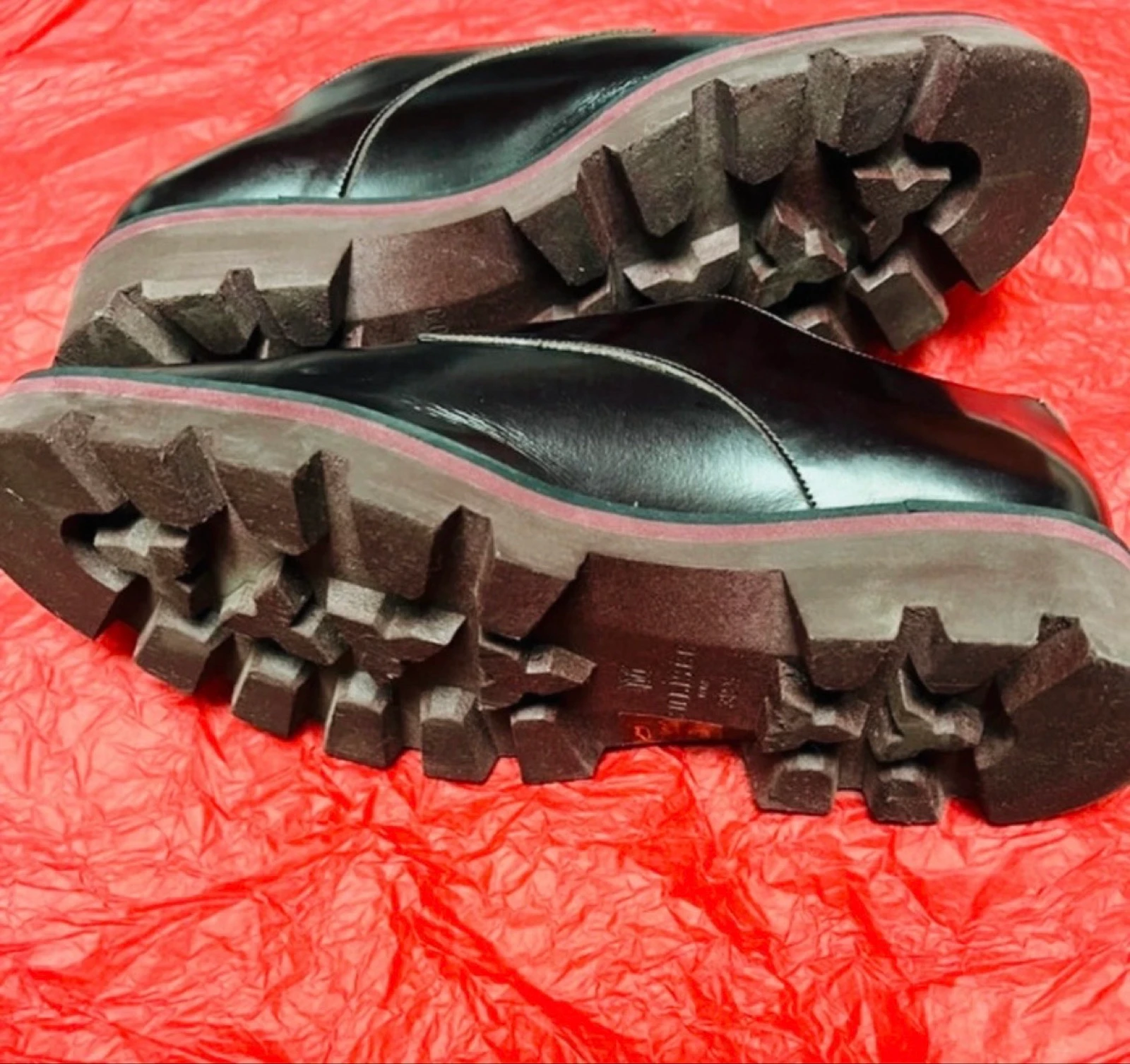 Colisee patent leather shoes new – photo 11